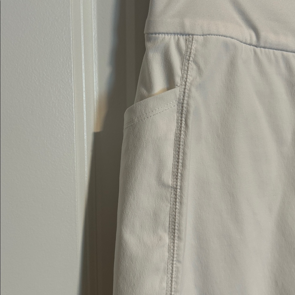 Columbia White Skort Women's Large - Picture 2 of 7